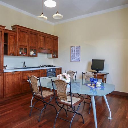 ليتشي Marconi 7- City Centre Apartment Sit المظهر الخارجي الصورة